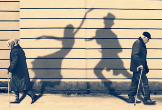 |直击人性的漫画，道出深刻的人生哲理（越早知道越好）