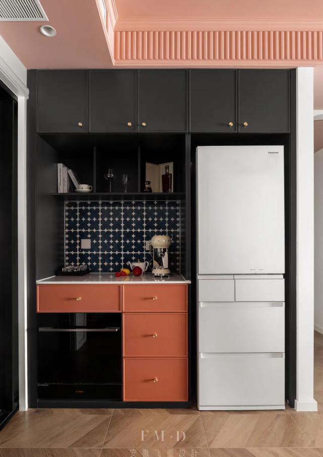 84面积不过百,保留三间房还整出个衣帽间,法式装修美极了!