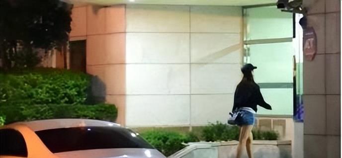 李钟硕|搭档郑秀晶崭露头角，后凭匹诺曹大火，却因某爽陷8000万风波