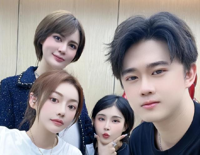 带货|粉丝质疑辛巴偏心女徒弟，对方直播解释：她继承了我无畏的精神