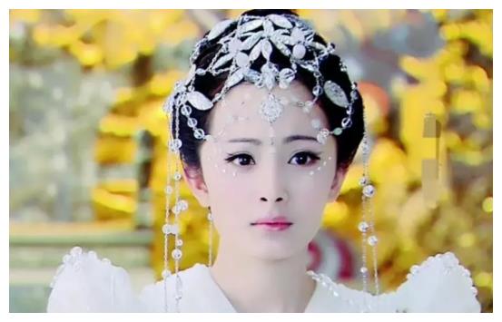 杨幂|那些明明很美却被造型师坑惨的女明星,杨幂霍思燕刘亦菲统统上榜