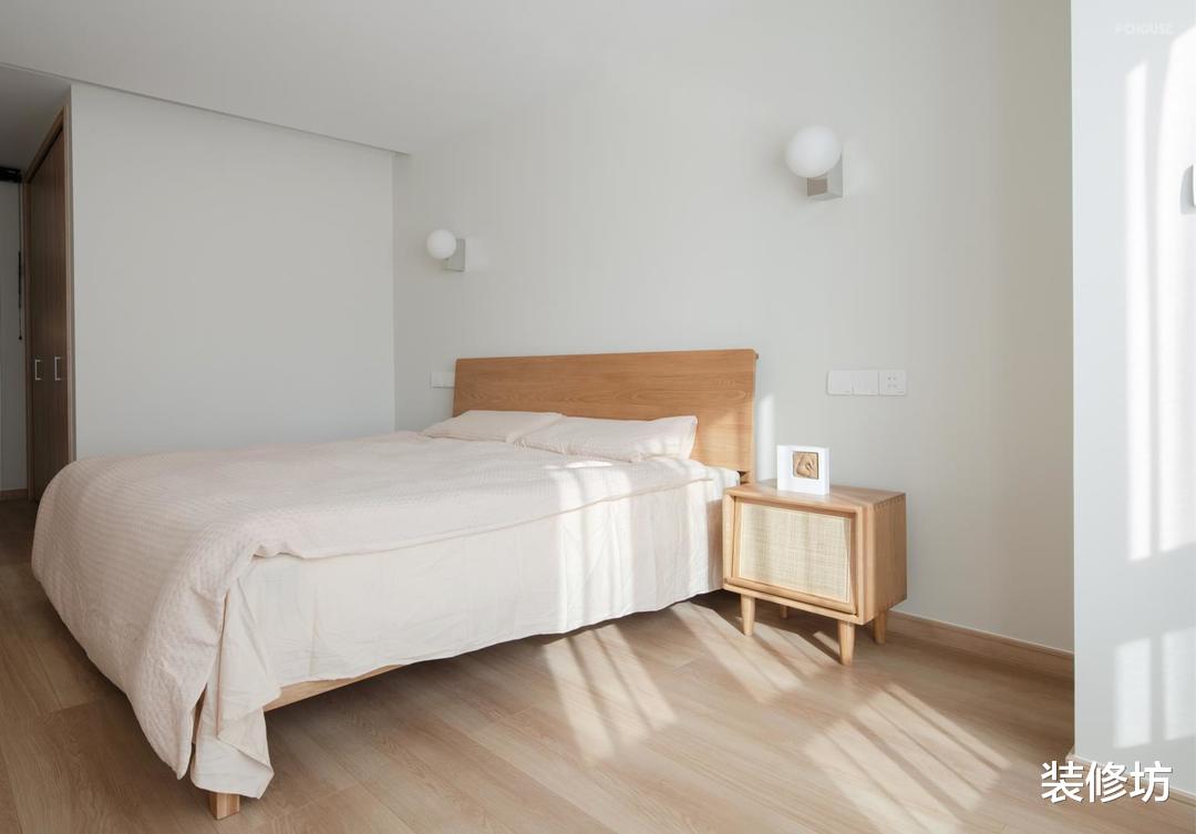 巧妙的四改三,让阳光流淌在每一处角落,简单又大气