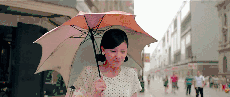 杨子姗|又一对官宣生女,嫁给爱情的杨子姗,不需要做女强人