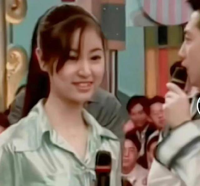 林心如|如果林心如不整牙就好了，一笑就有小虎牙和酒窝，纯天然的小美女