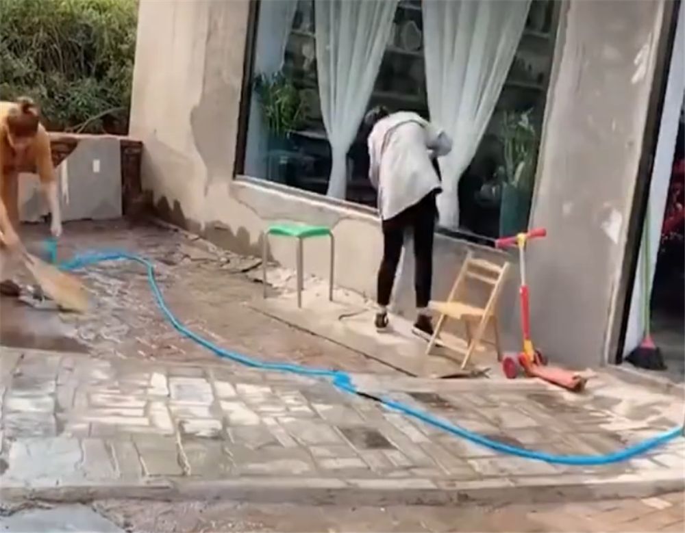 农村夫妻放弃在城市买房,回乡下改造160㎡破旧老房,装修挺时髦