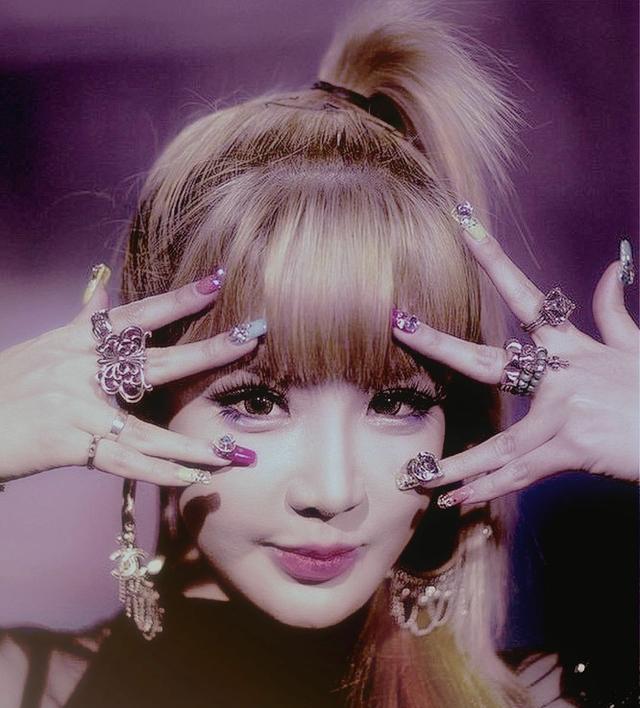 朴春|脸“僵”也好看，过十年还能让粉丝服气的，也只有朴春了