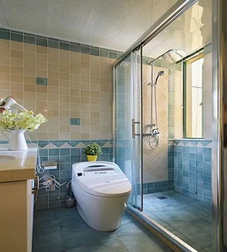 卫生间装修留不留插座?听了师傅这番话,我发现自家错的有多离谱