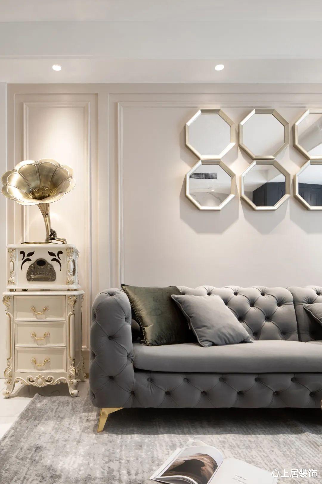 深红咏叹调,翡翠湖畔的复古法式轻奢