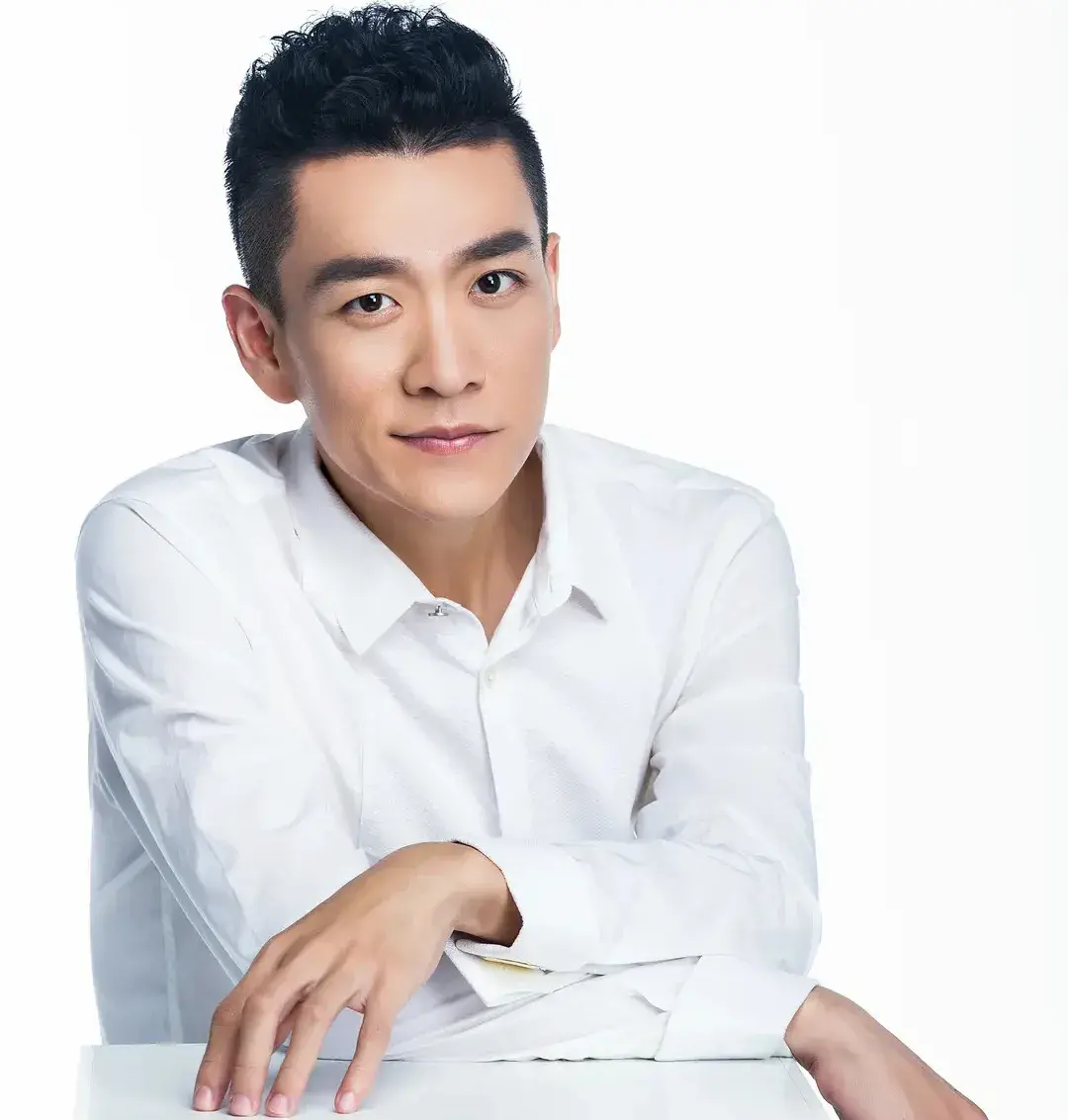 冯兵|40岁单身一人，演员冯兵：当兵16年，因《狂飙》成黑马