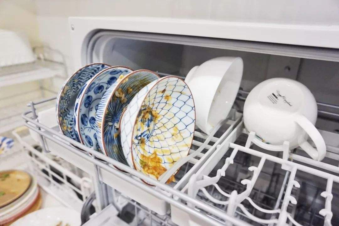 洗碗机是“神器”还是“智商税”？用了一年多，我来谈谈客观感受