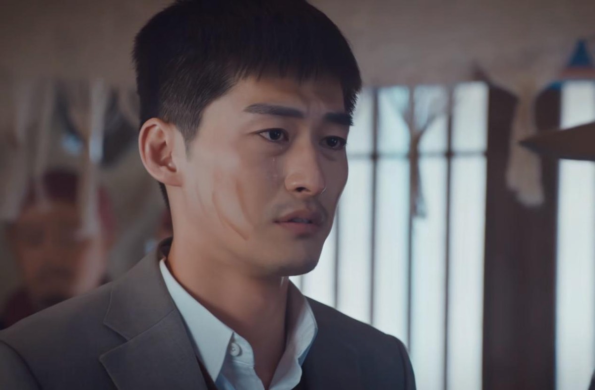 张翰|染发、韩式发型，张翰《烽烟尽处》开播，画面看得我差点灵魂出窍