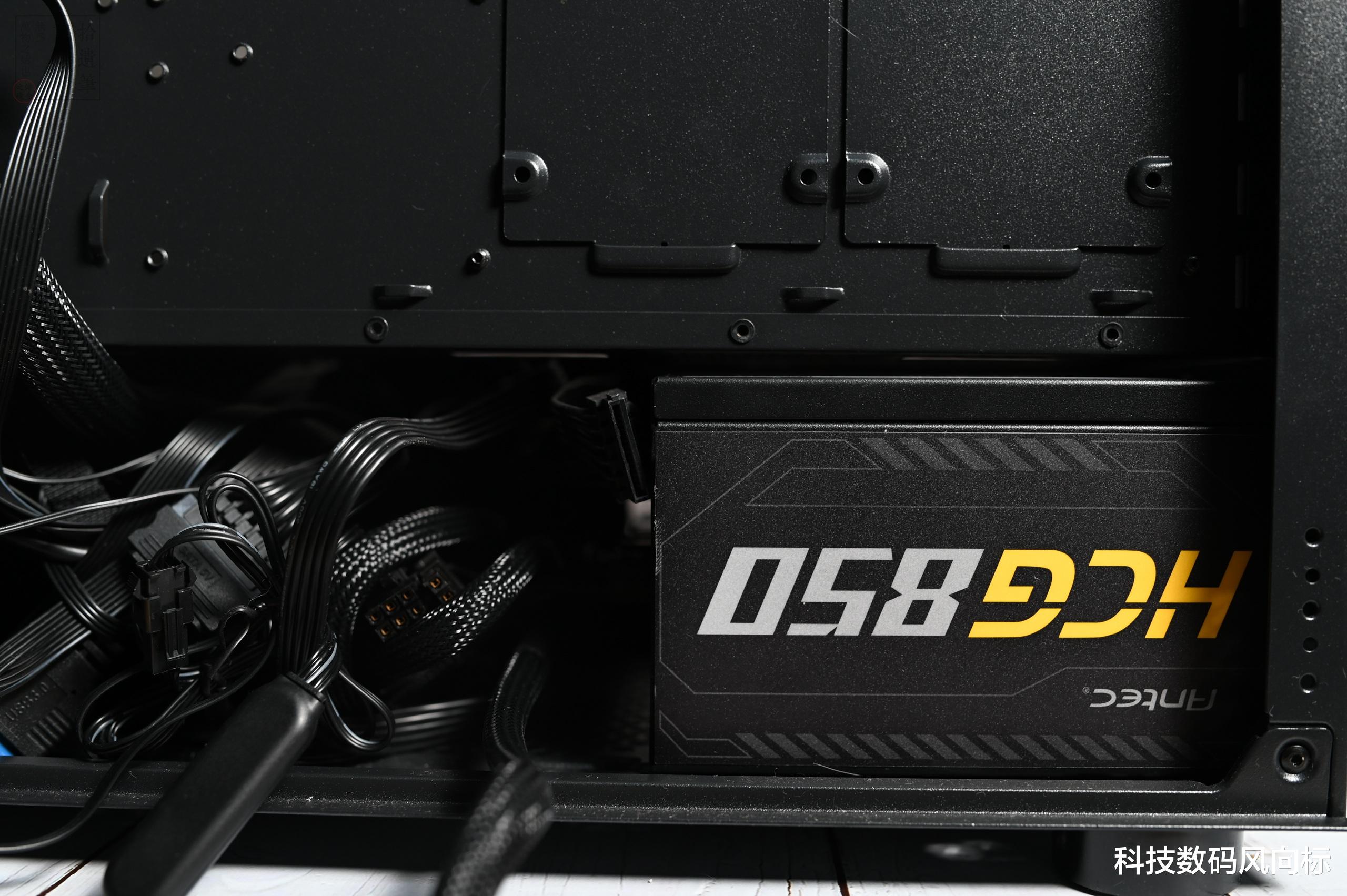 |多模式无线刀锋键盘,这样的雷柏键盘值得入手