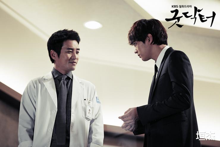 赵丽颖|赵丽颖的年代商战剧诱人，我也看好张若昀、王阳的古装大剧