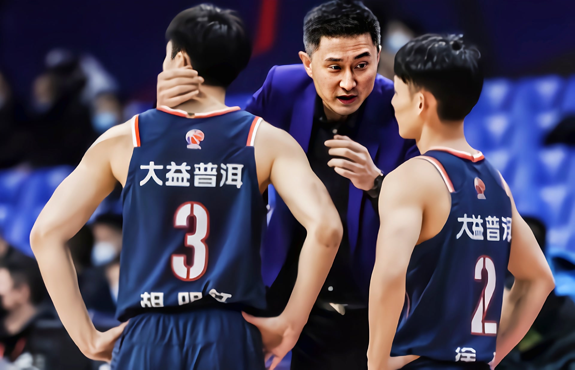 广东男篮|杨鸣别高兴！2米多高手强援宏远，3: 2翻盘稳了，朱芳雨立功劳
