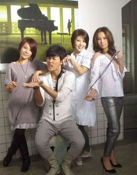 吴克群|仗糊行凶!准豪门女婿竟然这种人,劈腿成性?