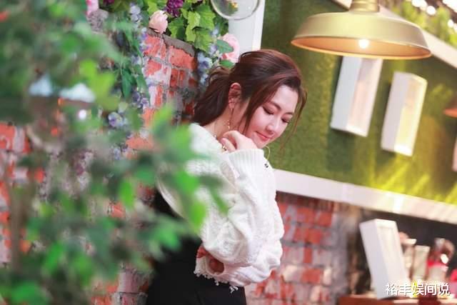 Selina|Selina分享与男友相处点滴！曝两人只吵过一次架，因“放屁”发怒