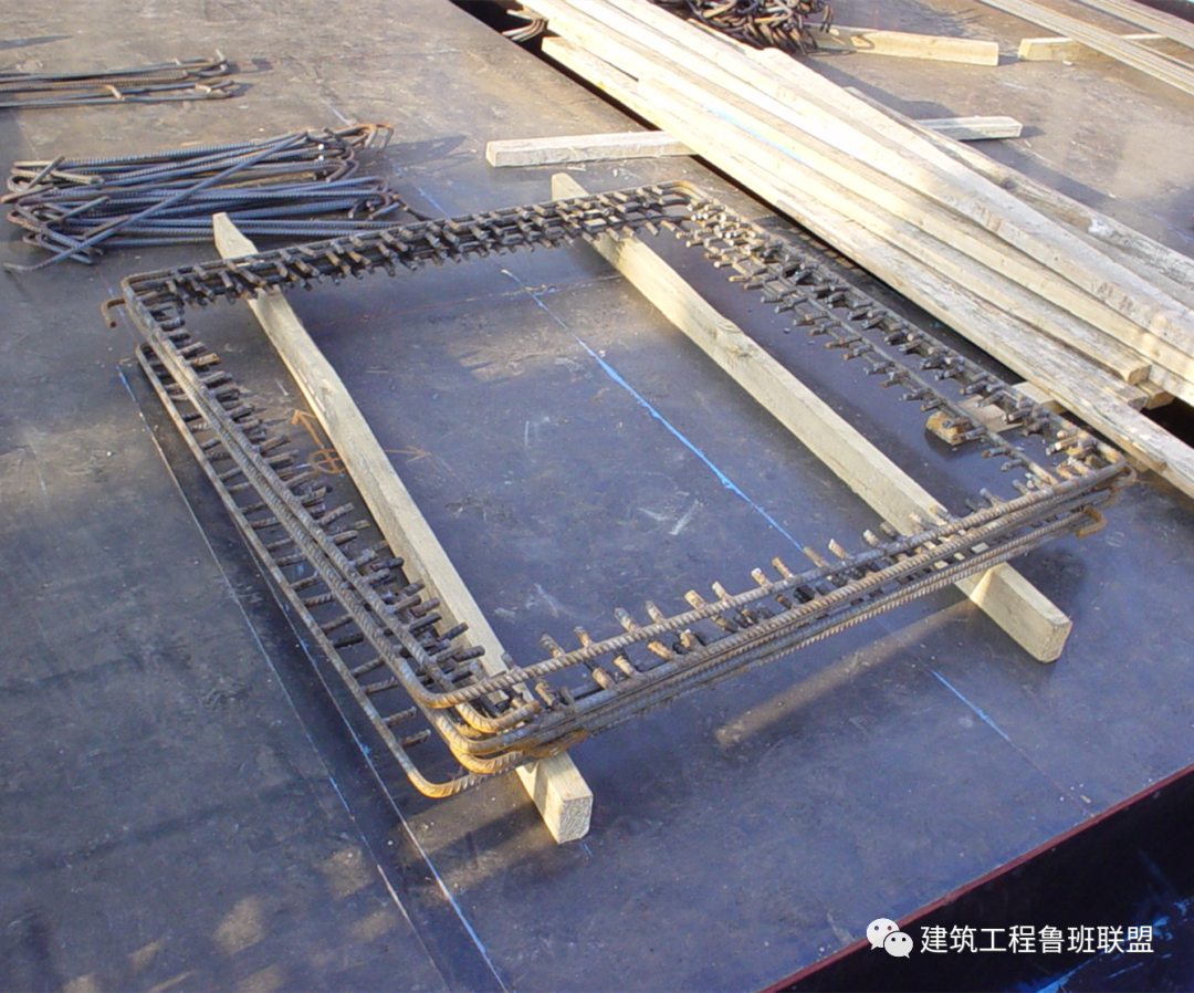 |“钢筋定位”的标准化做法,现场就是这么干!