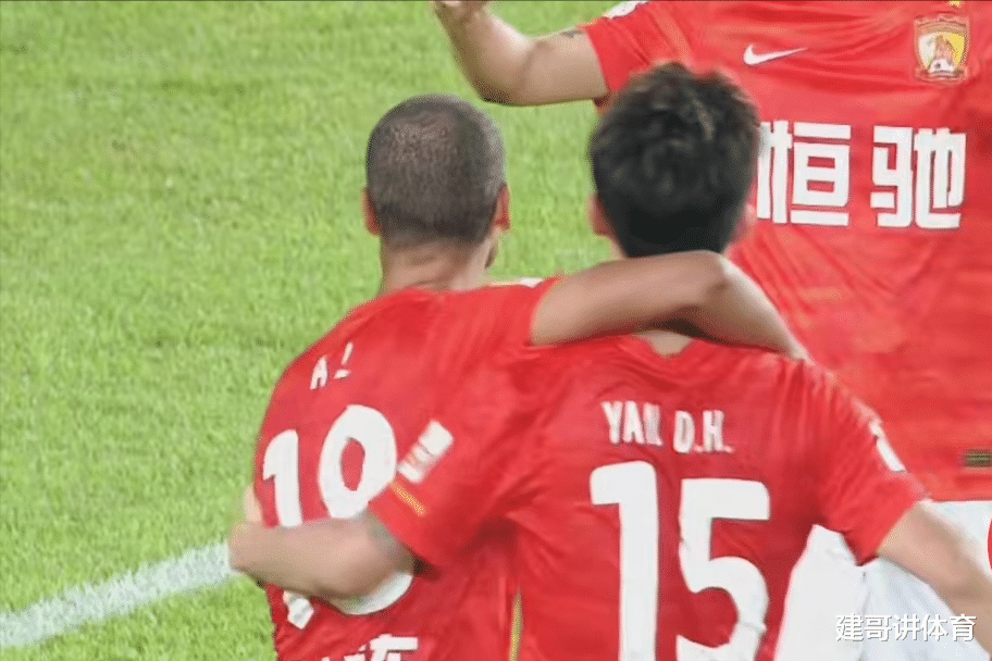 中超|接班郑智！中超助攻王留队！重情义！粤媒：2个原因让他坚守恒大