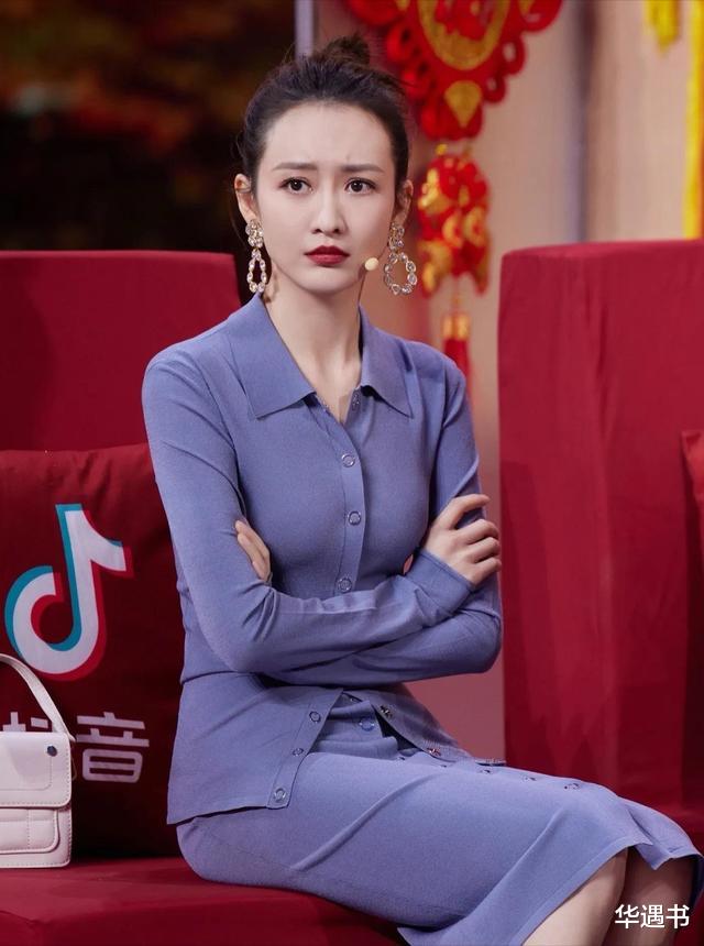 王鸥|王鸥:从小被妈妈抛弃,66万送同母异父的妹妹出嫁,41岁仍未婚