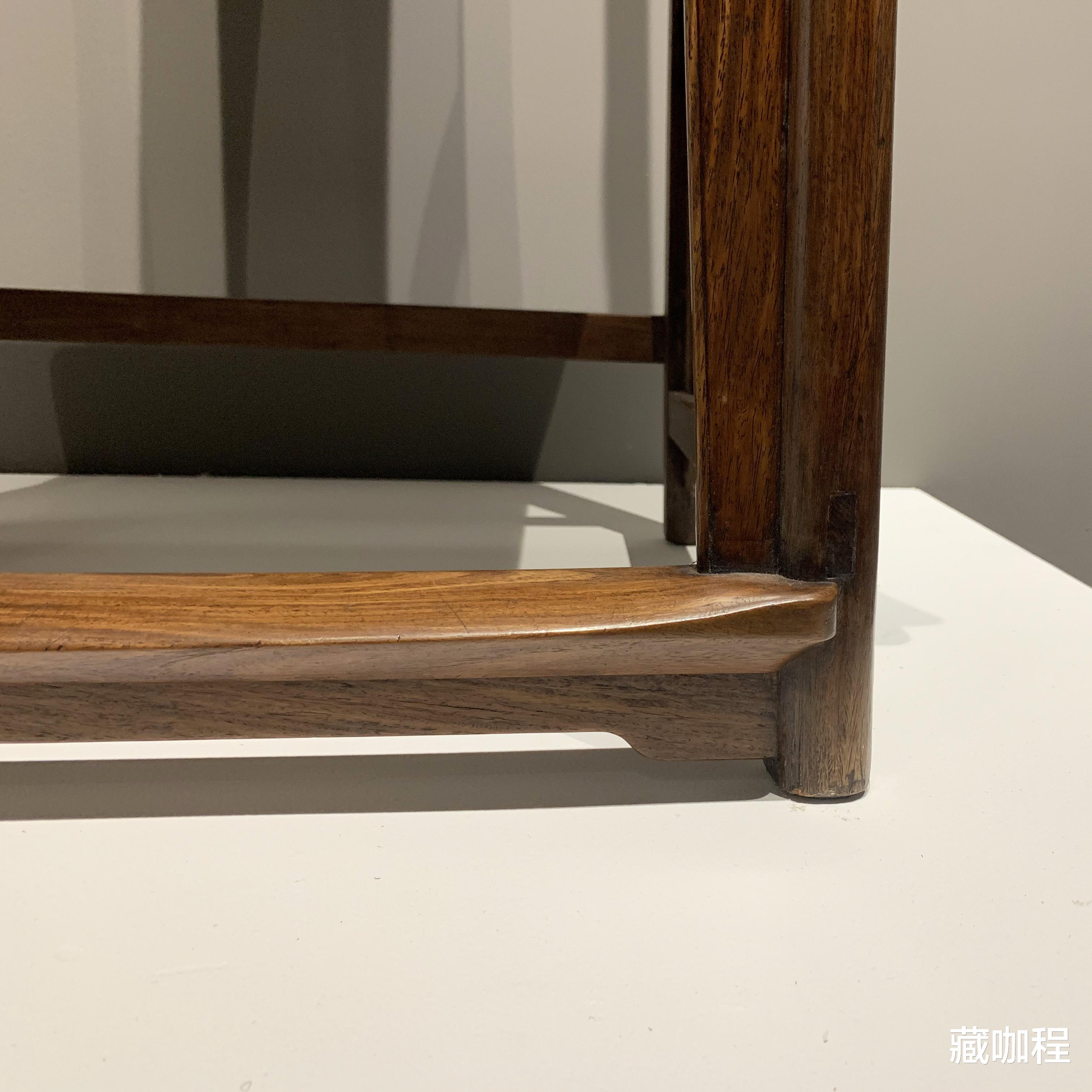 流拍|估价80至120万，清黄花梨四出头椅流拍