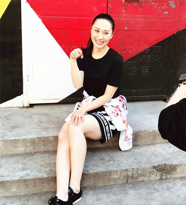 利物浦|“速滑女王”张虹的传奇人生，7岁滑冰20岁无起色，差点当了模特