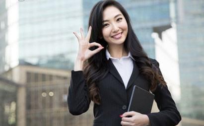 |领导对你说“辛苦了”，普通员工只会说“应该的”，聪明人这样说