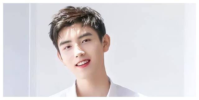 娱乐圈|盘点娱乐圈十位星二代,有的赚的盆满钵满,有的烂泥扶不上墙