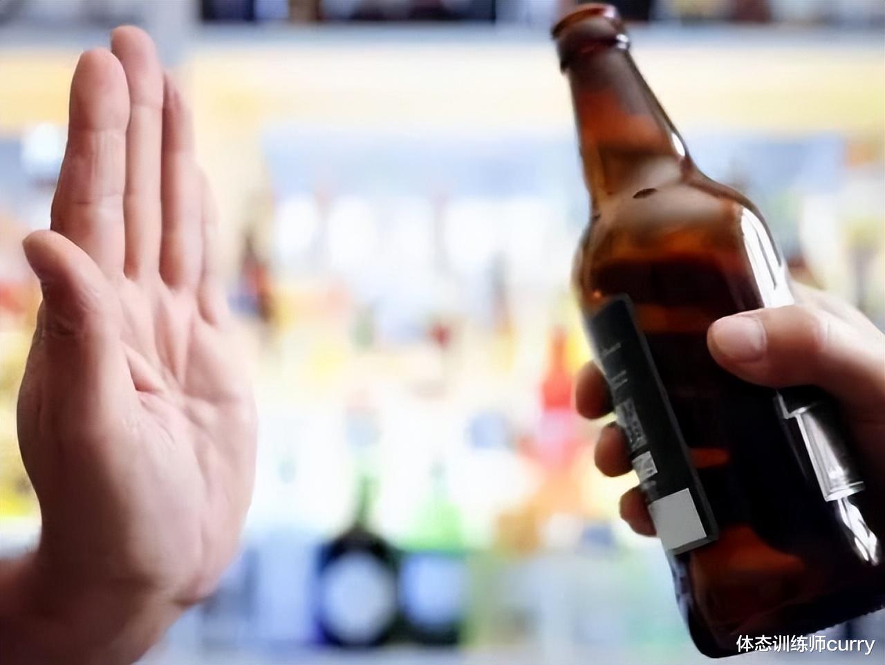 长寿|男性“5大长寿习惯”,喝水、午休上榜,自测一下,你占了几个?