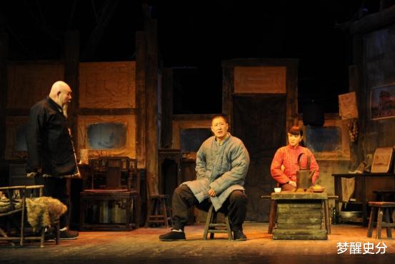 骆驼祥子|《骆驼祥子》中祥子为何从勤恳善良，变成了好吃懒做骗吃骗喝的人