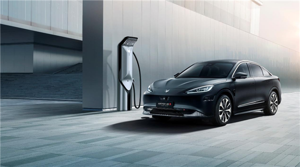 MacBook Pro|华为自动驾驶CTO离职!