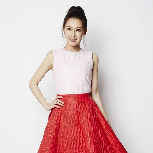 钱塘江|又一台湾女星嫁到内地，男方家底丰厚，定居杭州钱塘江超大社区