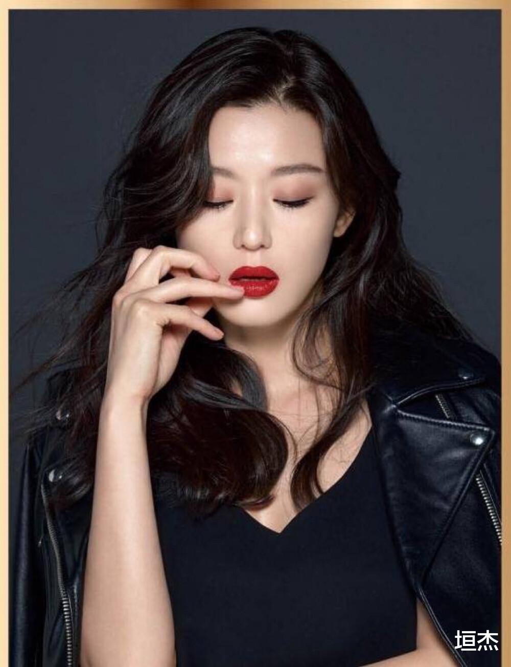 宋慧乔|孙艺珍大婚!当年韩偶剧中的顶级美人今何在?宋慧乔最潇洒