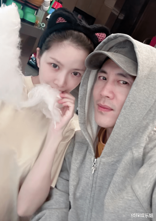 王灿|杜淳老婆否认怀二胎，女儿被指像奶奶，王灿忙夸婆婆年轻时漂亮