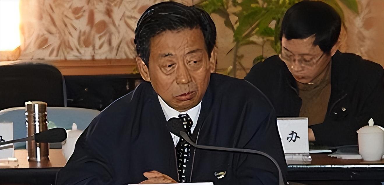 2006年,安徽省副市长落马,贪财好色胡作非为,情妇还有编号