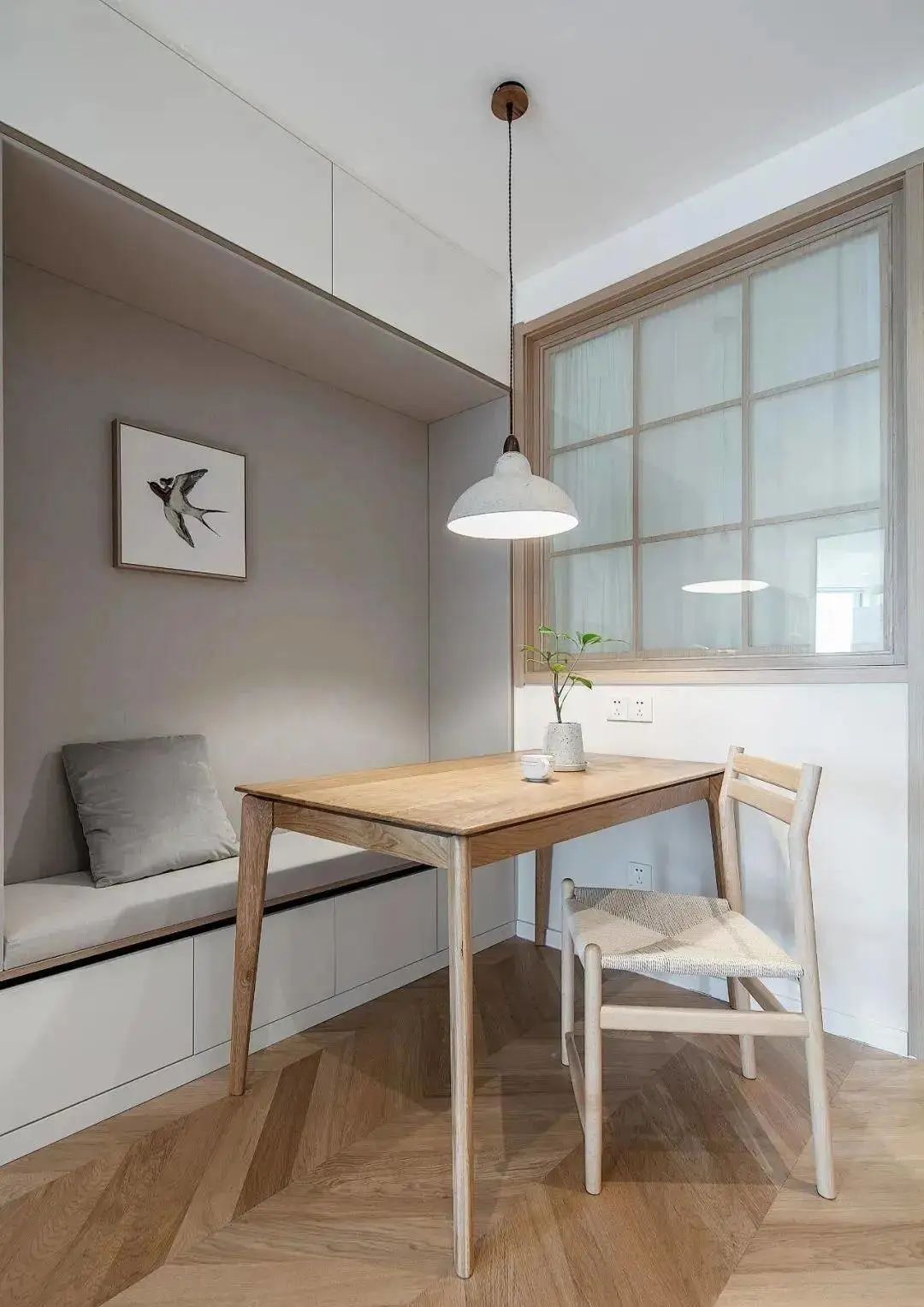 65㎡奇葩小户型大改造,这对小夫妻的家轻松完成逆袭!