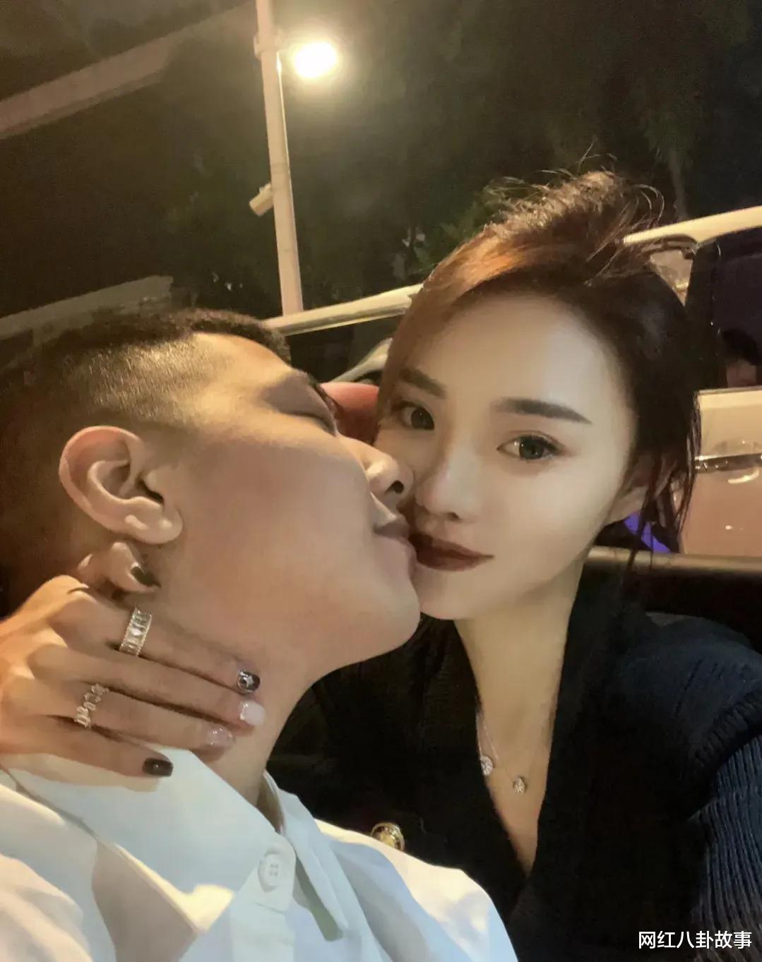 |网红妈妈把儿子前女友扒得一丝不挂，爆料太劲爆了！