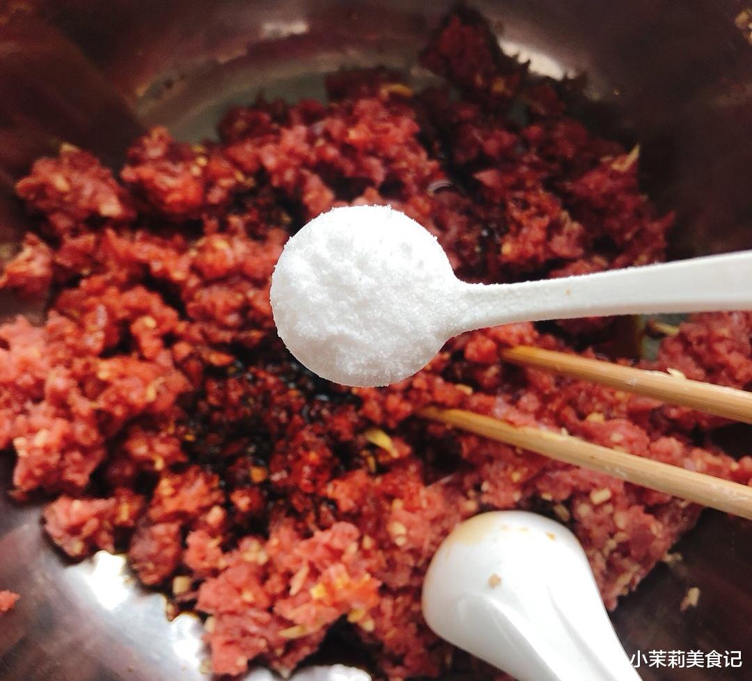明日冬至吃饺子，4样“吉祥馅”端上桌，好吃营养，家人添福添财