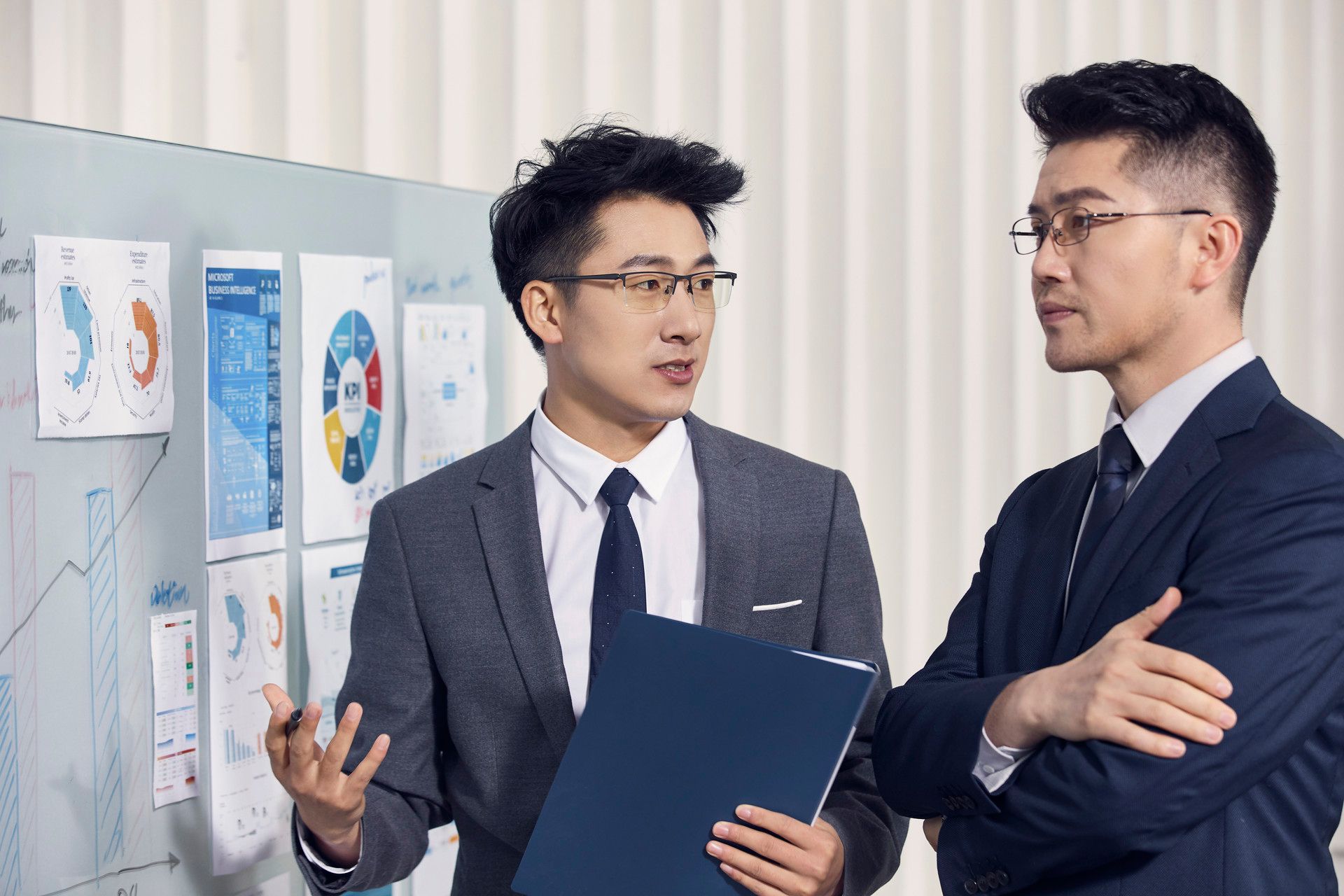 |干得好，不如处得好？工作中，赢得领导的器重，你需要把握这4点