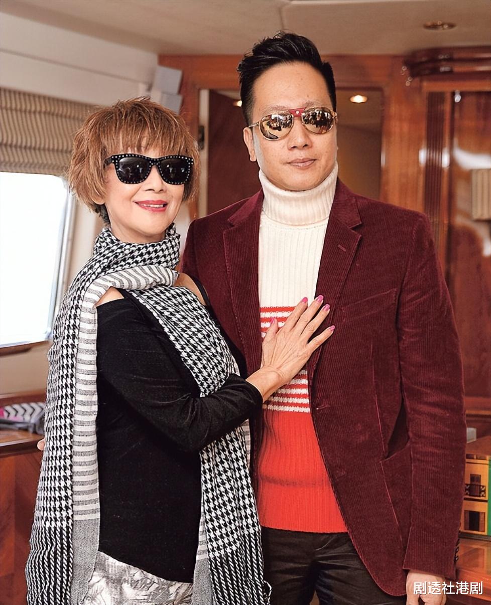 陈曼娜|奢华!香港知名老戏骨飞美国探亲享天伦之乐,更晒多张别墅内部照