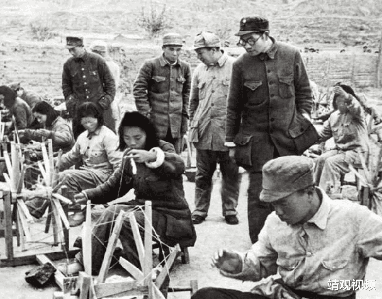1958年,一捡粪老人因感谢信暴露身份,调查后才知:他是开国中将