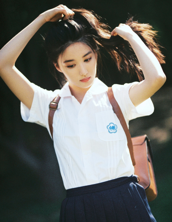 张艺兴|徐克版《神雕侠侣》将拍,男主黄景瑜,小龙女颜值超高不输刘亦菲