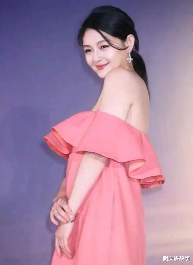 汪小菲|汪小菲与大S骂战：在台湾离婚，仍需在大陆起诉大S才能算离婚。