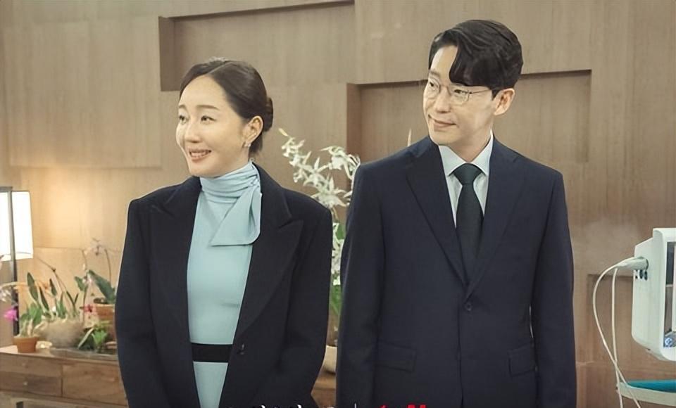 金高银|《小女子》金高银疯子演技强到起鸡皮疙瘩!原来她在幕后操控一切