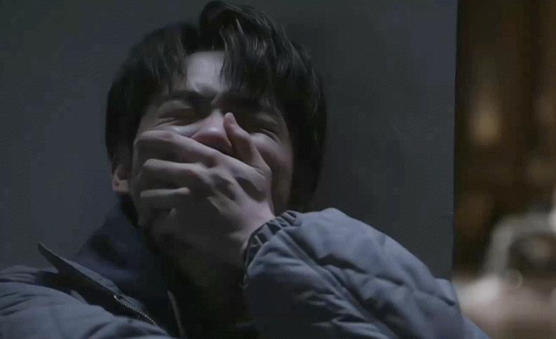 杨超越|哭都不会哭,还当什么演员?