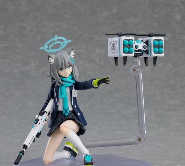 手办|碧蓝档案砂狼白子figma可动手办官图兽耳悍匪头套真正的武装jk