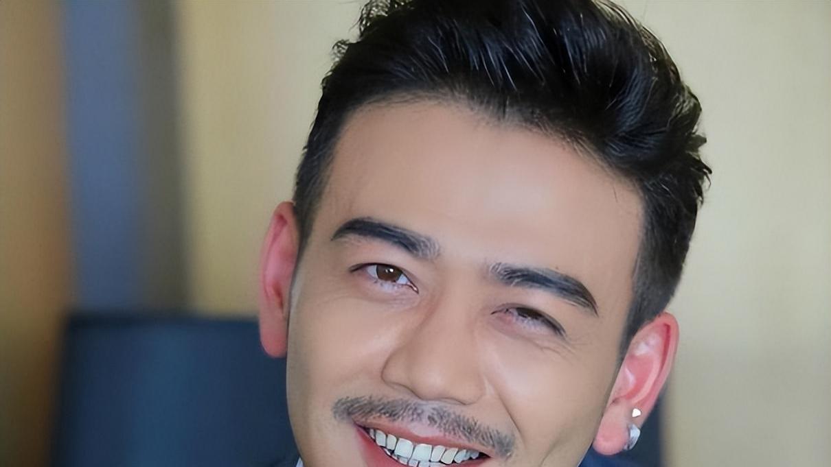 杨烁|演技再好，也救不了“自毁前程”的杨烁