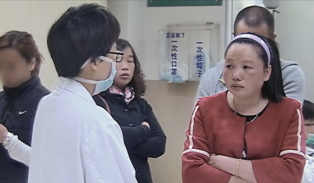 2006年女孩因车祸昏迷半月,醒后对母亲说:救我的不是消防员