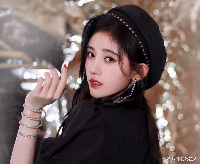 迪丽热巴|和红毯“绑定”的5位女星，离了红毯跌颜值、没作品，她们还剩什么？