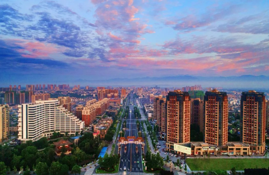 崇州|甘露公园的绿化覆盖率非常高,这里有湿地、山林等等