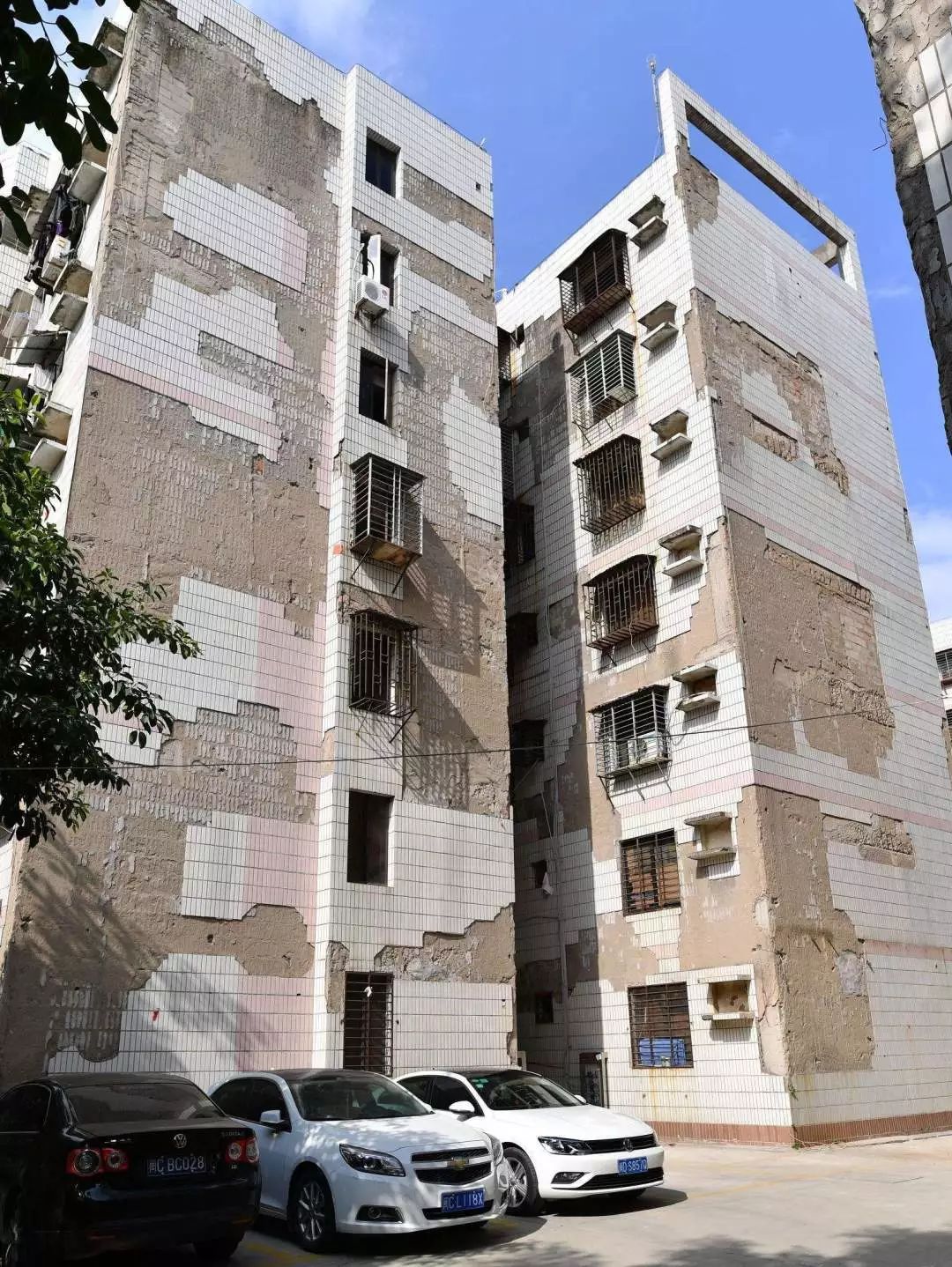 有宅乡墅 | 自建房问题不断?别再用落后的建房工艺了